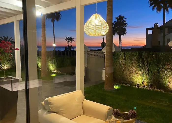 Front In With Amazing Sea Views Semidetached Vila *